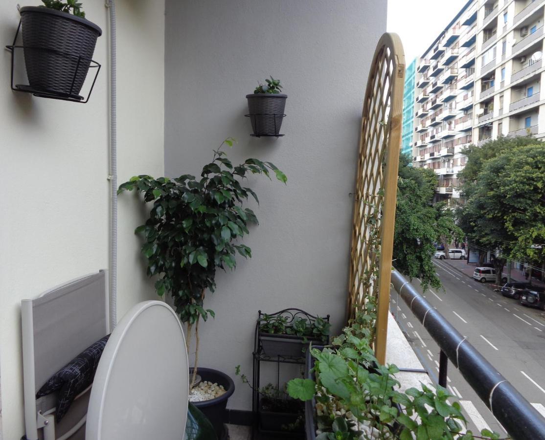 Chloe'S Rooms Cagliari Luaran gambar