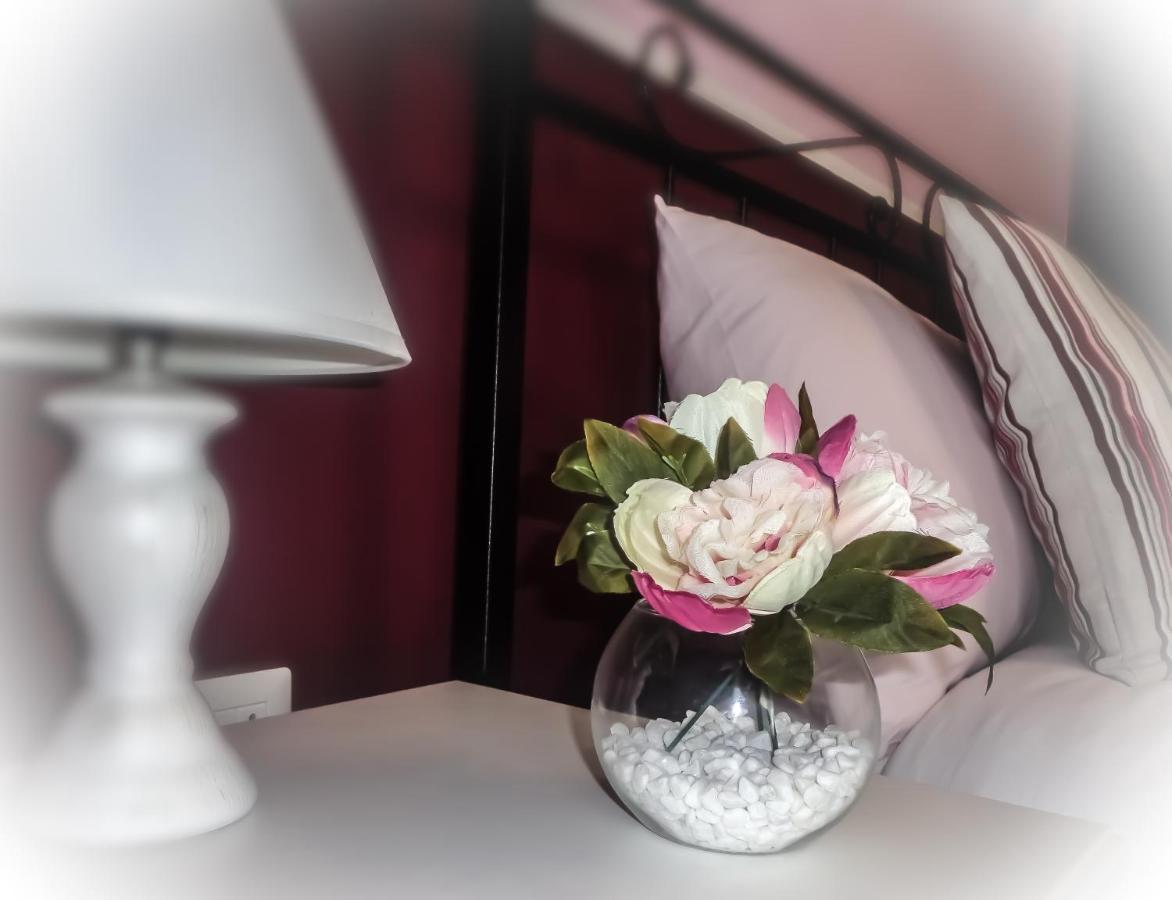 Chloe'S Rooms Cagliari Luaran gambar