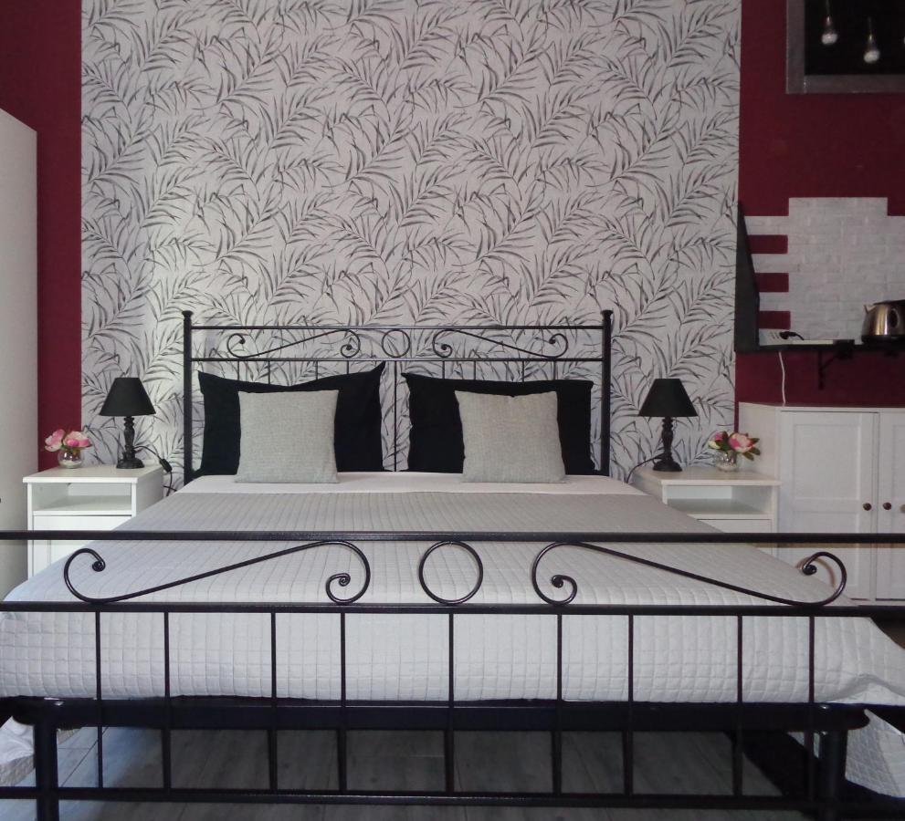 Chloe'S Rooms Cagliari Luaran gambar